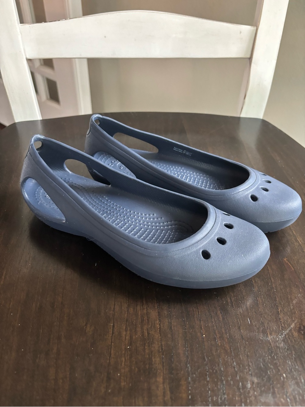 CROCS Women’s Navy Blue Slip-On Ballet Flats Size 7